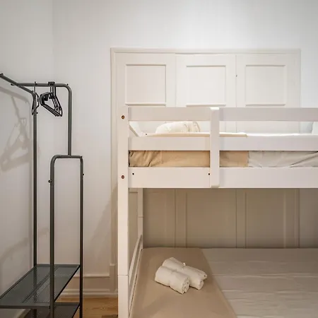 Akicity Alameda Gold Apartment Lissabon