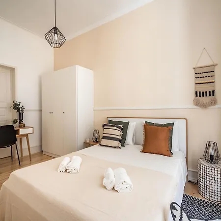 Akicity Alameda Gold